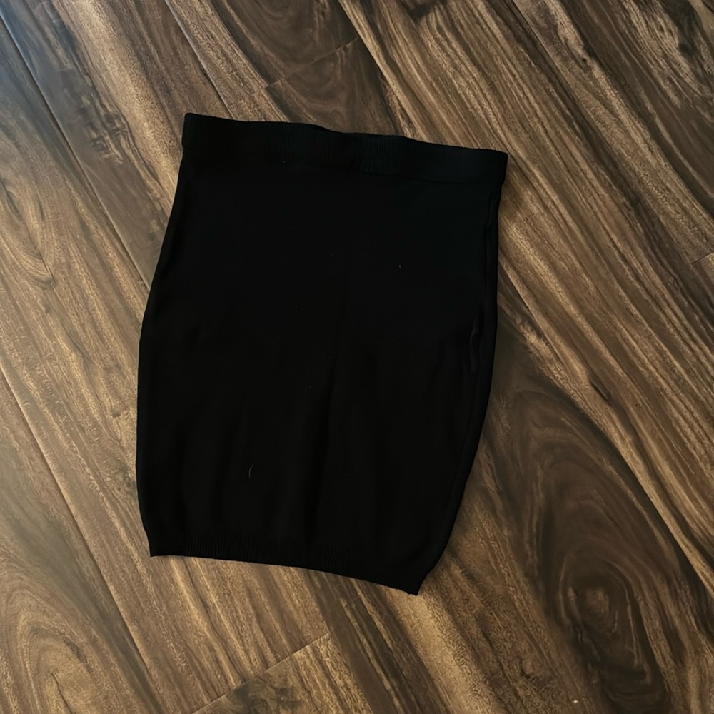 Black mini skirt